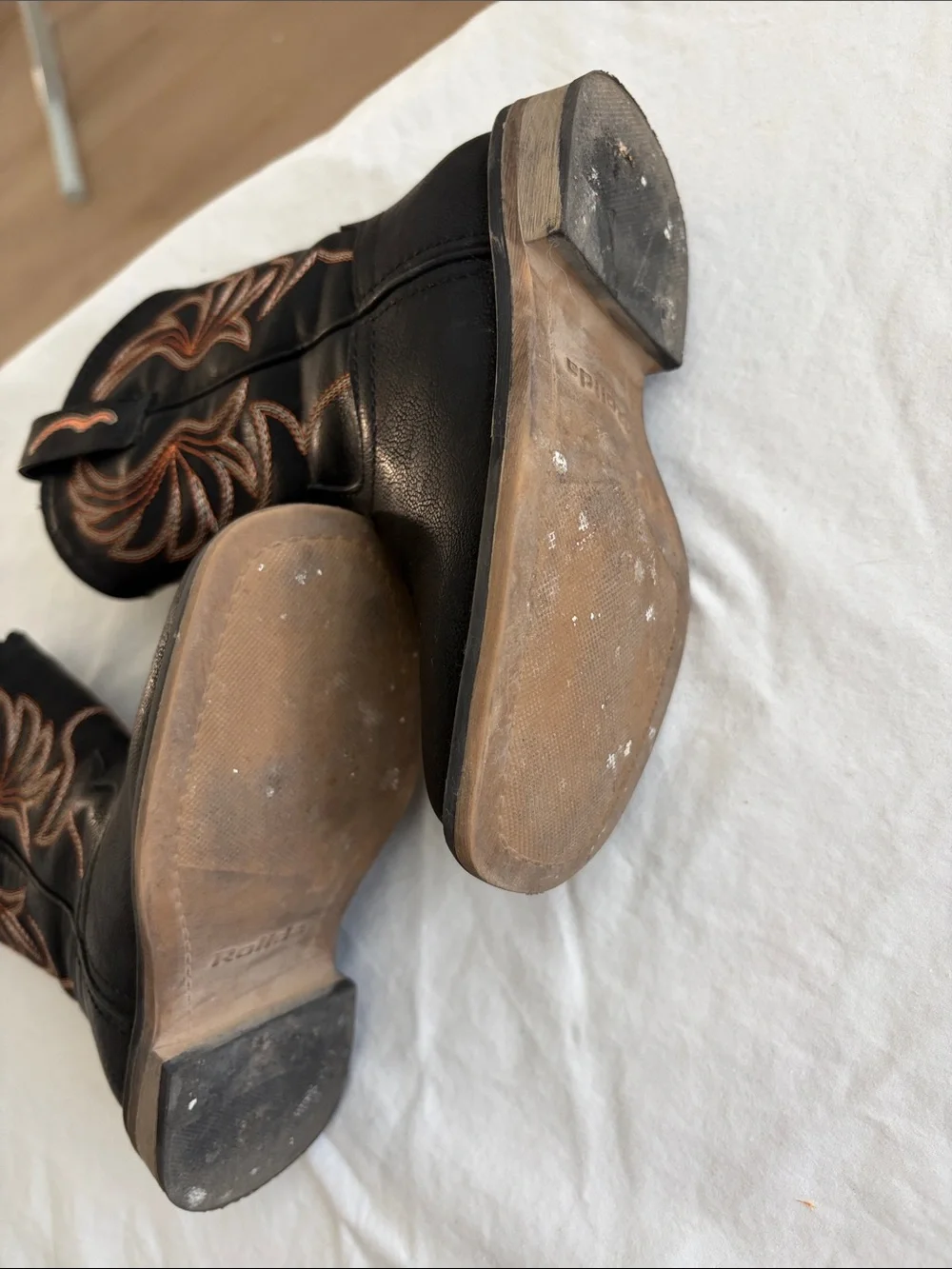 Kids Black Western Embroidered Pull-On Boots